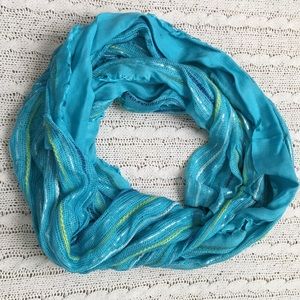 NWOT scarf